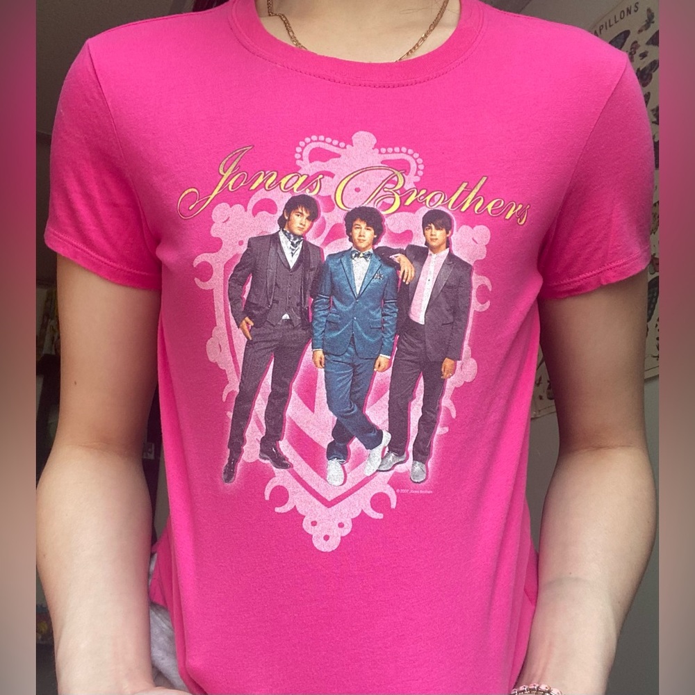 Jonas Brothers Short Sleeve Tee